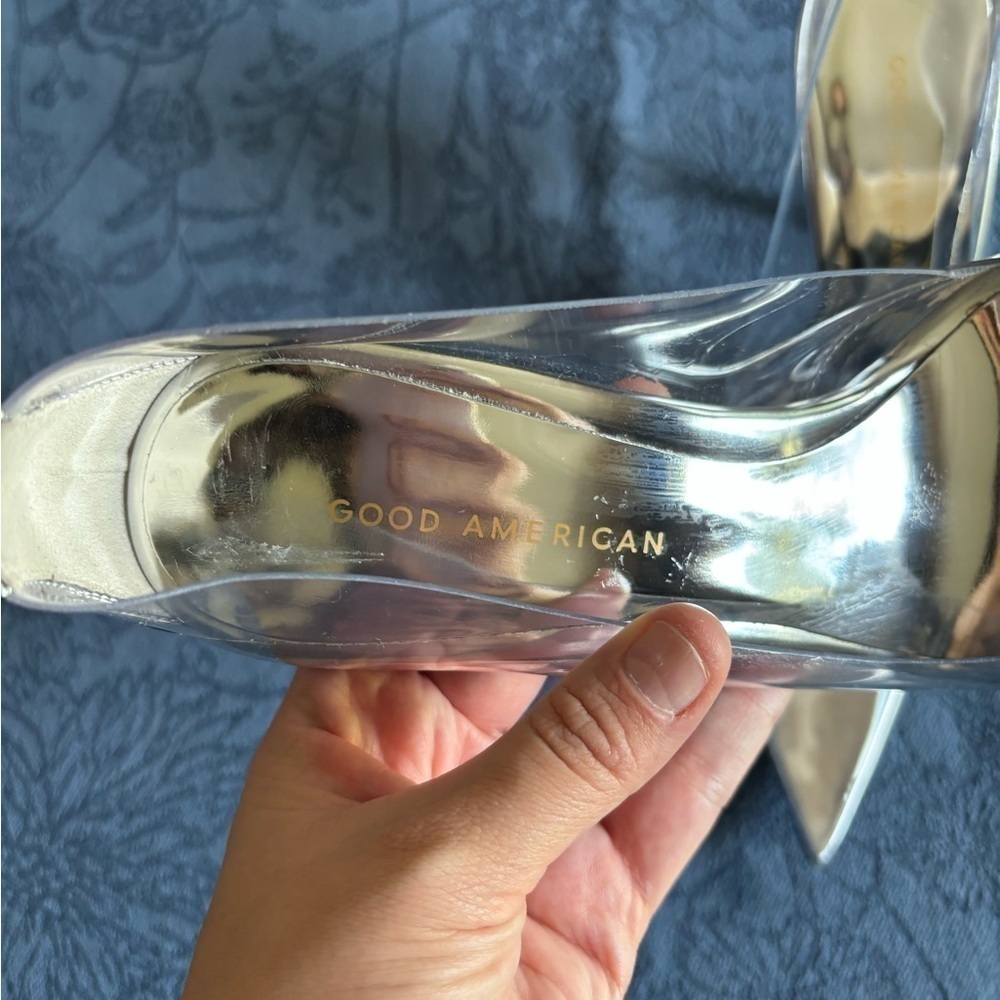 Cinder-F*cking-rella good American silver/clear pumps - Picture 4 of 8